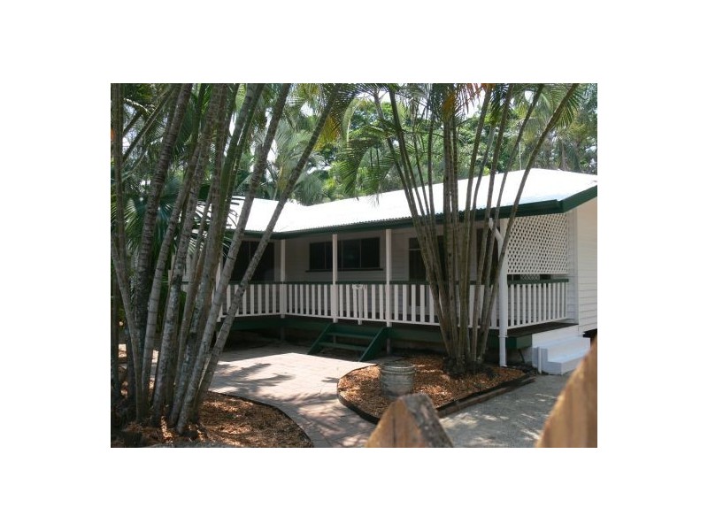 20 Hudson Street, Whitfield QLD 4870