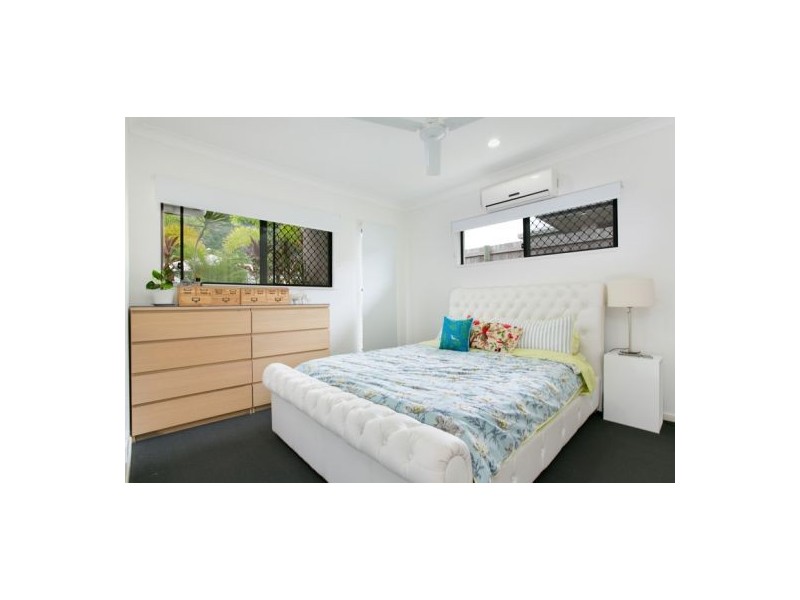 46 City View Crescent, Mooroobool QLD 4870