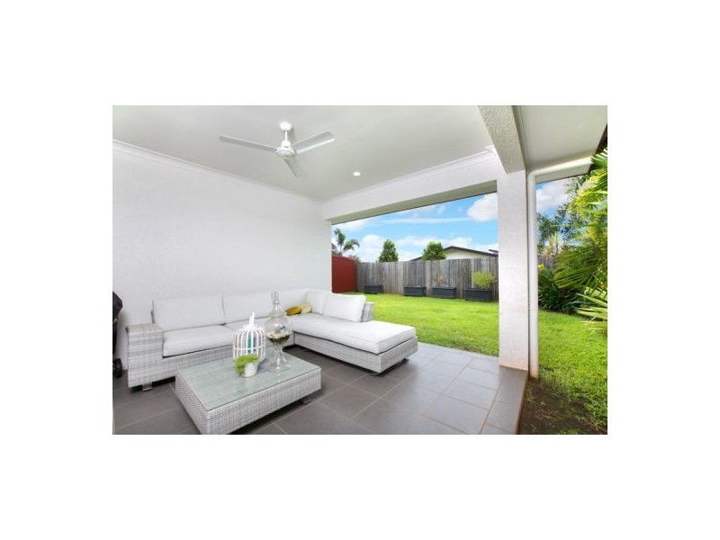 46 City View Crescent, Mooroobool QLD 4870