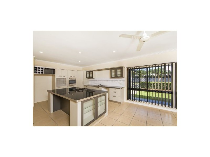 199 McFarlane Drive, Kanimbla QLD 4870