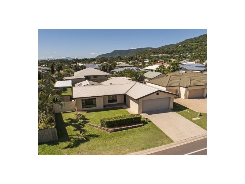 199 McFarlane Drive, Kanimbla QLD 4870