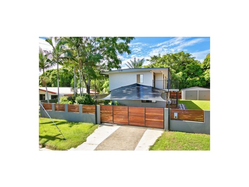 9 Melaleuca Street, Manunda QLD 4870