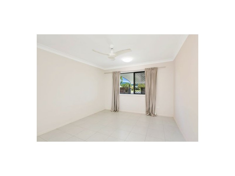 9 Melaleuca Street, Manunda QLD 4870