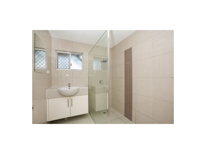 9 Melaleuca Street, Manunda QLD 4870