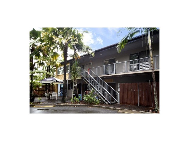 2/241 Sheridan Street, Cairns North QLD 4870