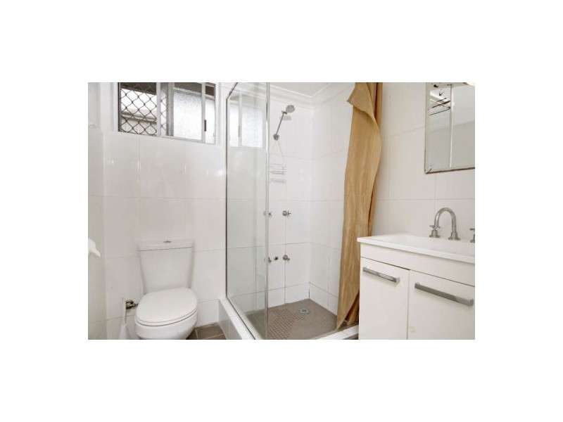 2/241 Sheridan Street, Cairns North QLD 4870