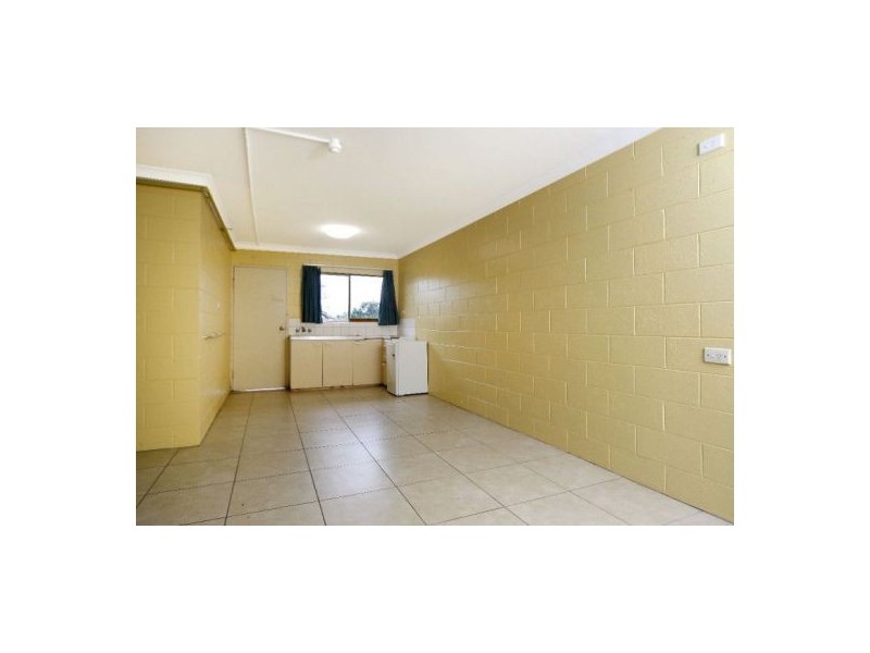 2/241 Sheridan Street, Cairns North QLD 4870