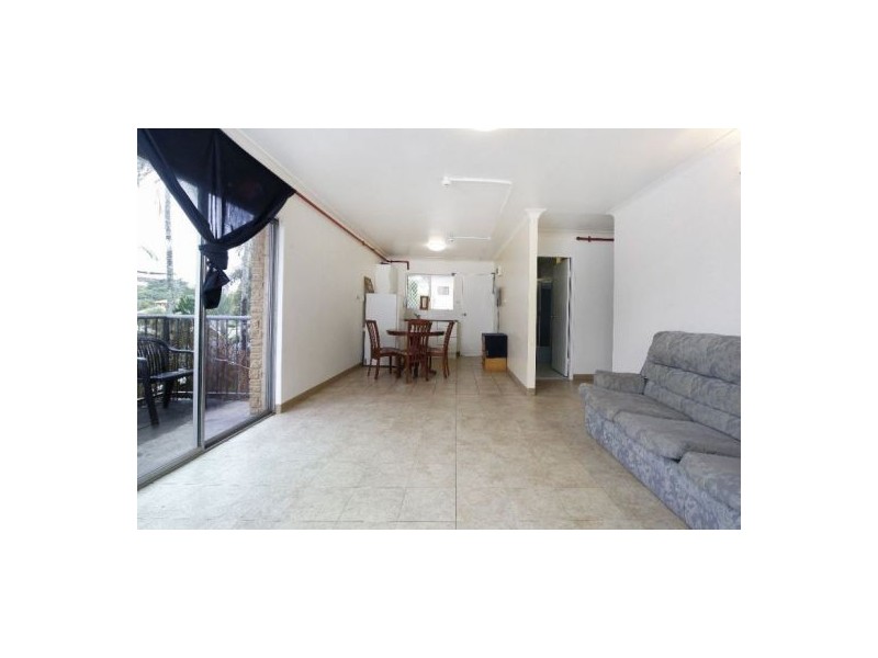 2/241 Sheridan Street, Cairns North QLD 4870