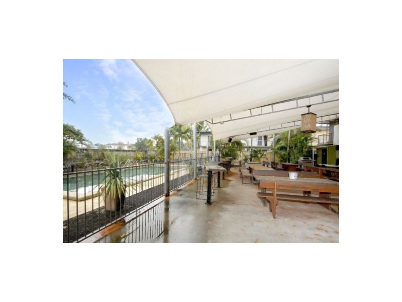 2/241 Sheridan Street, Cairns North QLD 4870