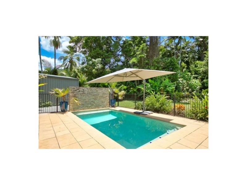 1A Byrnes Close, Whitfield QLD 4870