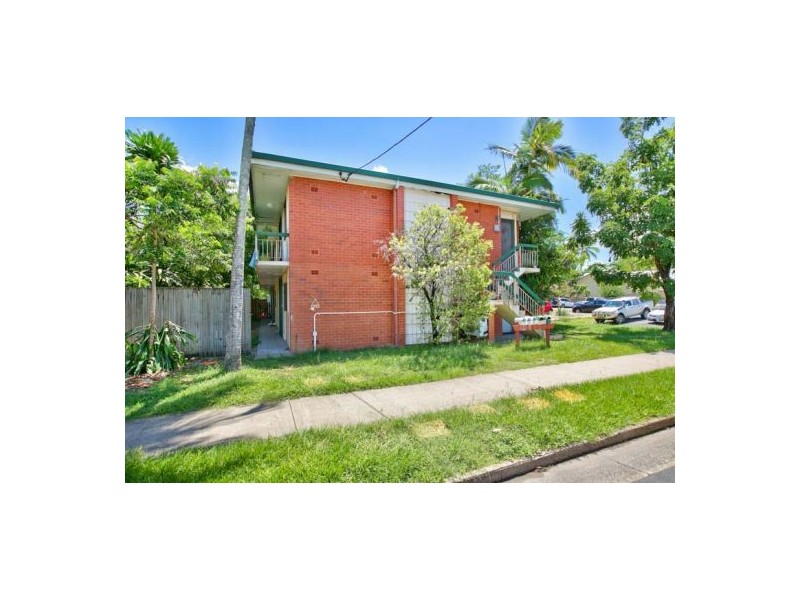 15 Digger St, Cairns North QLD 4870