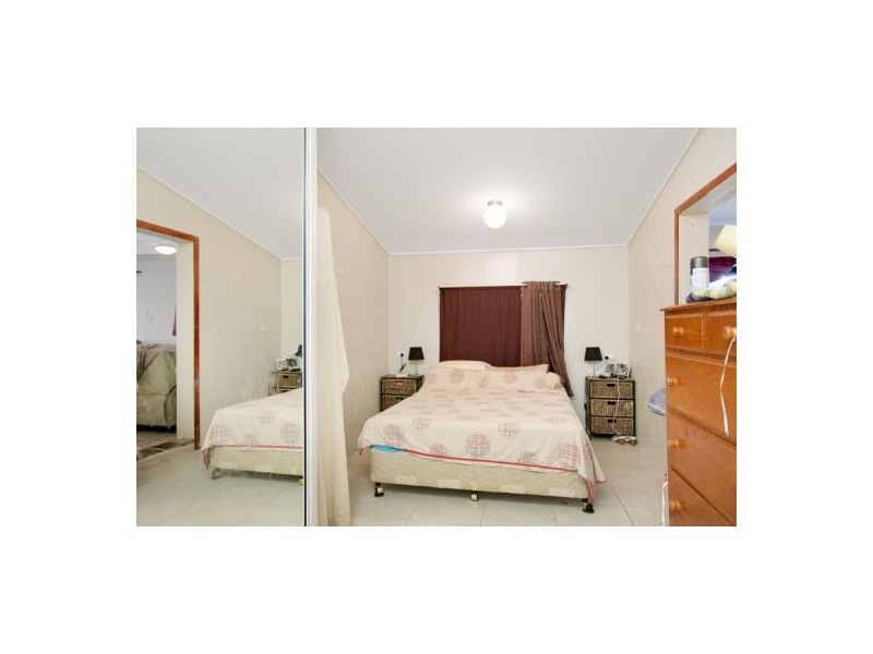 4 Meillion Court, White Rock QLD 4868