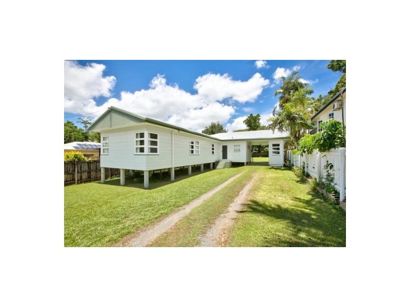 15 Friend Street, Edge Hill QLD 4870
