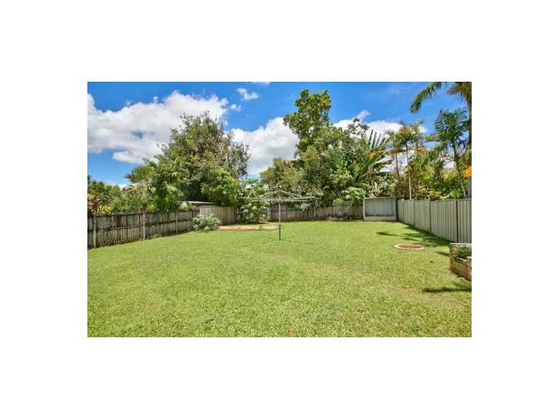 15 Friend Street, Edge Hill QLD 4870