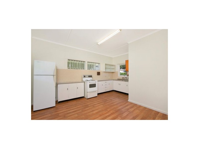15 Friend Street, Edge Hill QLD 4870