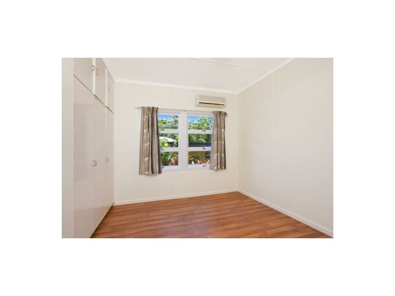 15 Friend Street, Edge Hill QLD 4870