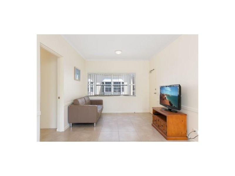 3/165-169 McLeod Street, Cairns North QLD 4870