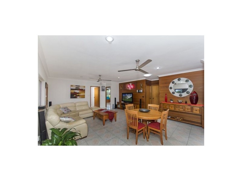 6 Summertime Close, Trinity Park QLD 4879