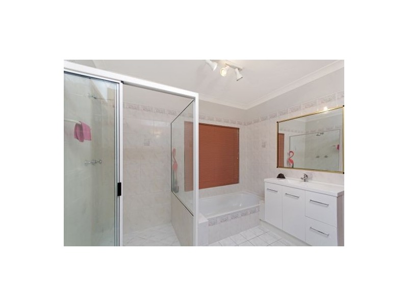 6 Summertime Close, Trinity Park QLD 4879