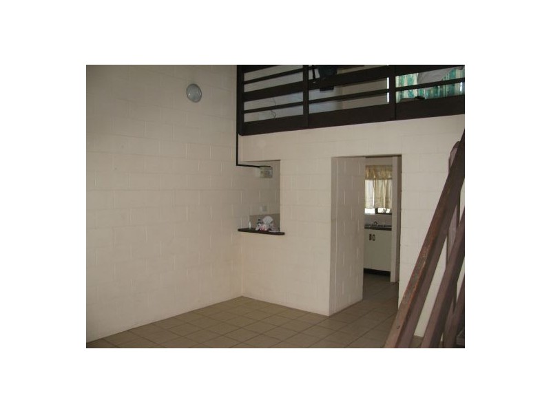 16/108 Mayers Street, Manunda QLD 4870