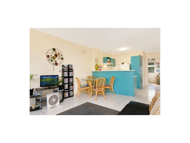 30/1-19 Poinciana Street, Holloways Beach QLD 4878