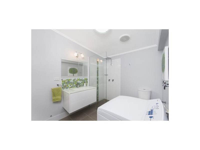 182 Jensen Street, Edge Hill QLD 4870