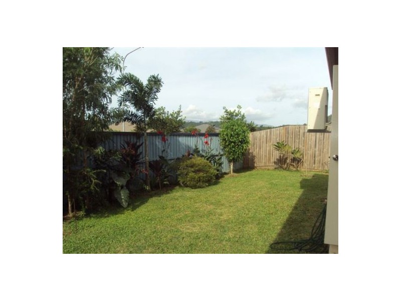 5 Springbrook Avenue, Redlynch QLD 4870