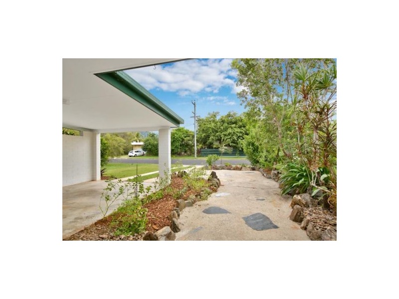 2/13 Boden Street, Edge Hill QLD 4870