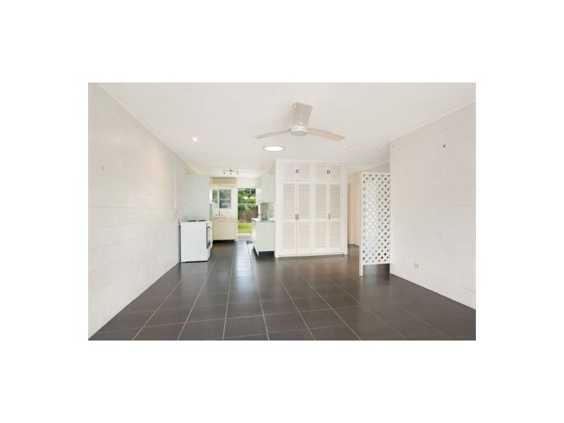 2/13 Boden Street, Edge Hill QLD 4870