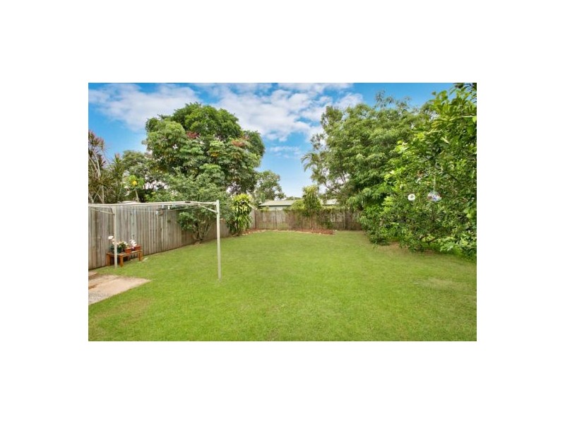 2/13 Boden Street, Edge Hill QLD 4870