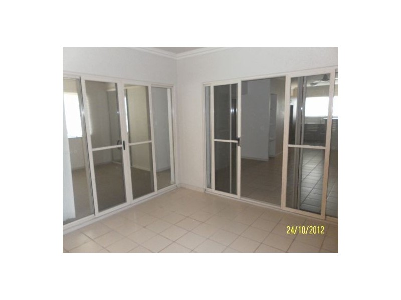 107/2-8 Centenary Close, Manoora QLD 4870