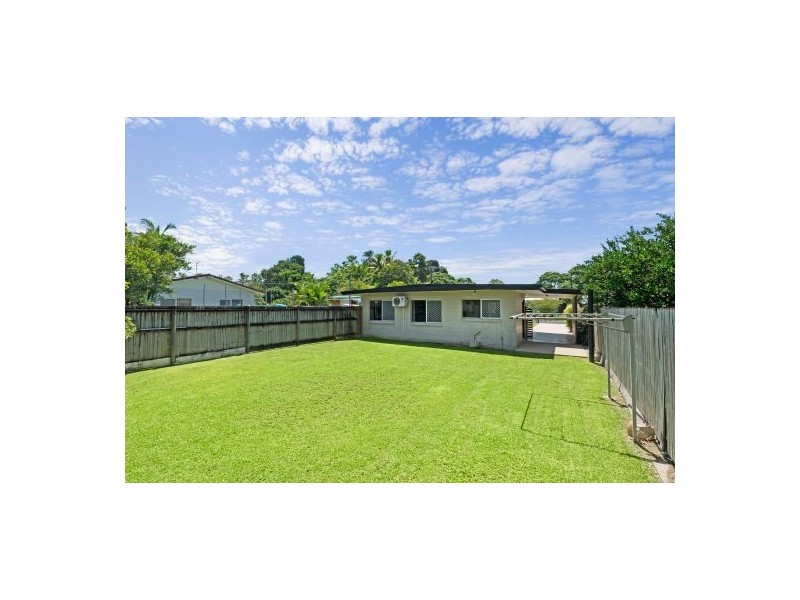 1/61 Hayward Street, Mooroobool QLD 4870