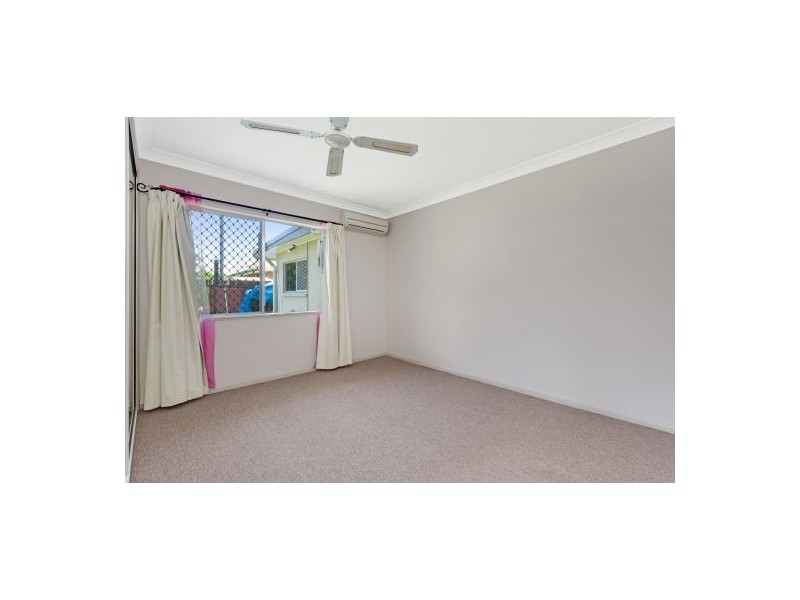 1/61 Hayward Street, Mooroobool QLD 4870