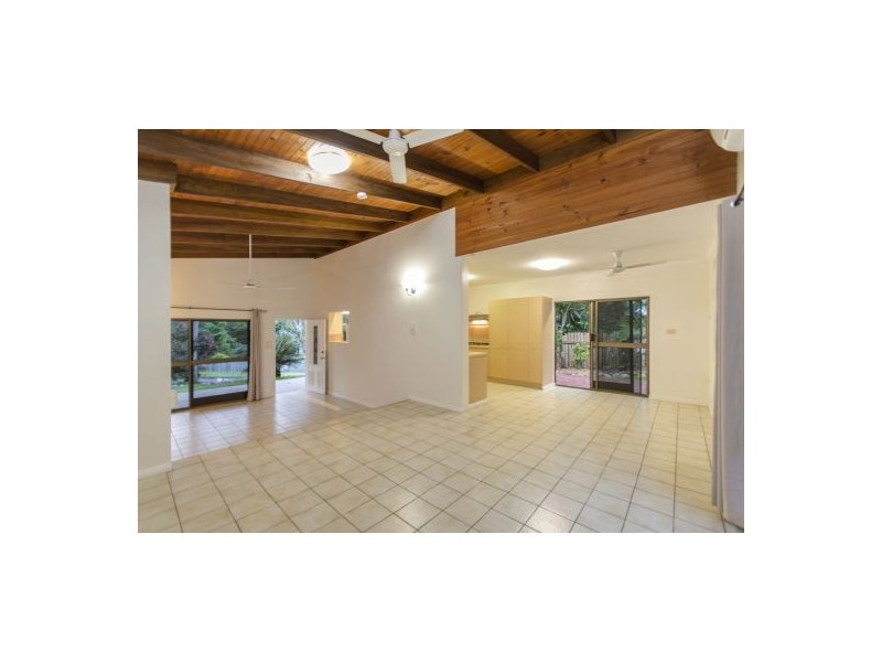 17 Granite Close, Brinsmead QLD 4870