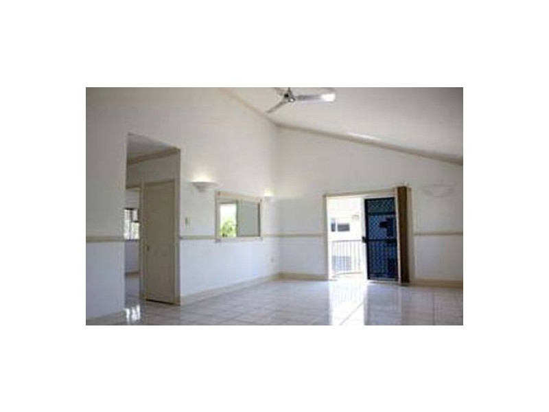 5/11 Springfield Crescent, Manoora QLD 4870