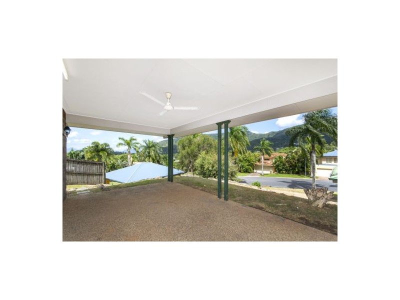 50 Barnes Street, Earlville QLD 4870