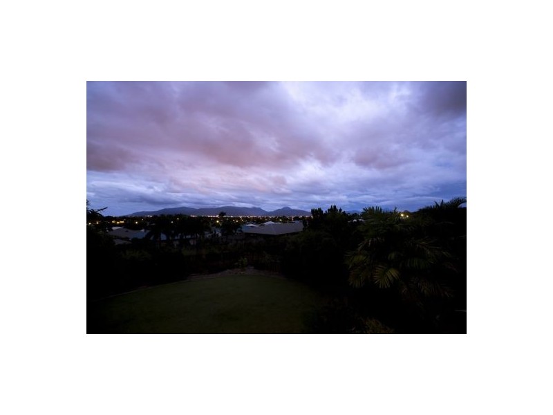 14 Morwong Street, Kanimbla QLD 4870