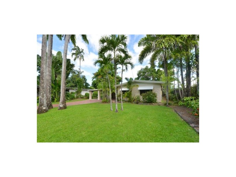 21 Hudson Street, Whitfield QLD 4870