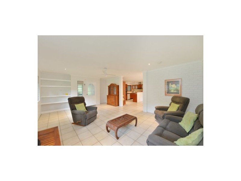 21 Hudson Street, Whitfield QLD 4870