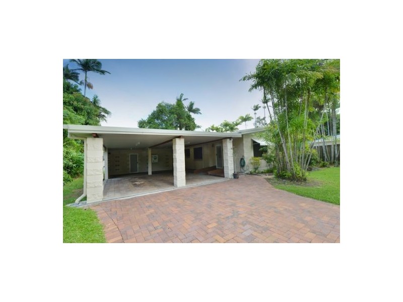 21 Hudson Street, Whitfield QLD 4870