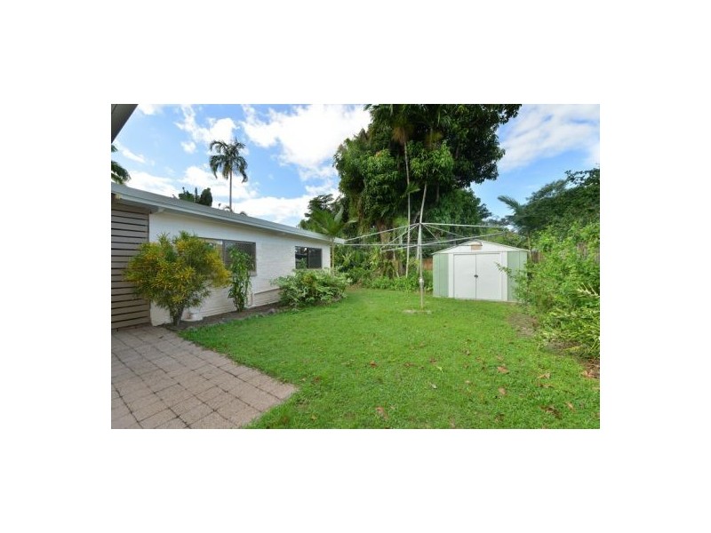 21 Hudson Street, Whitfield QLD 4870