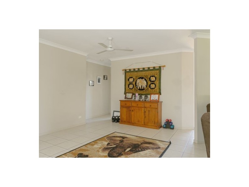 10 Fretwell Road, White Rock QLD 4868