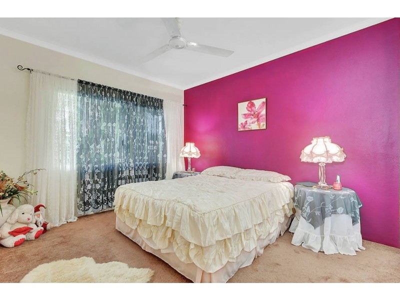 219 McLeod Street, Cairns North QLD 4870