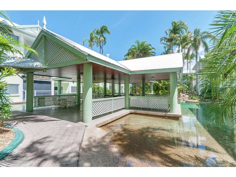219 McLeod Street, Cairns North QLD 4870