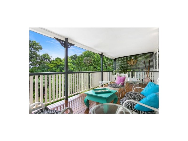 32 Walsh Street, Edge Hill QLD 4870