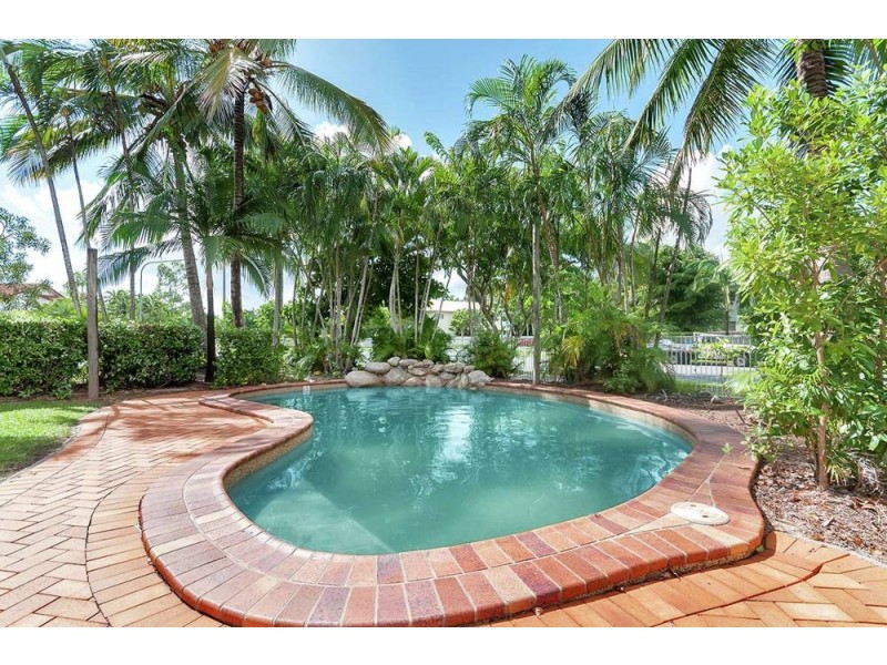 17/1 Quetta Close, Manoora QLD 4870