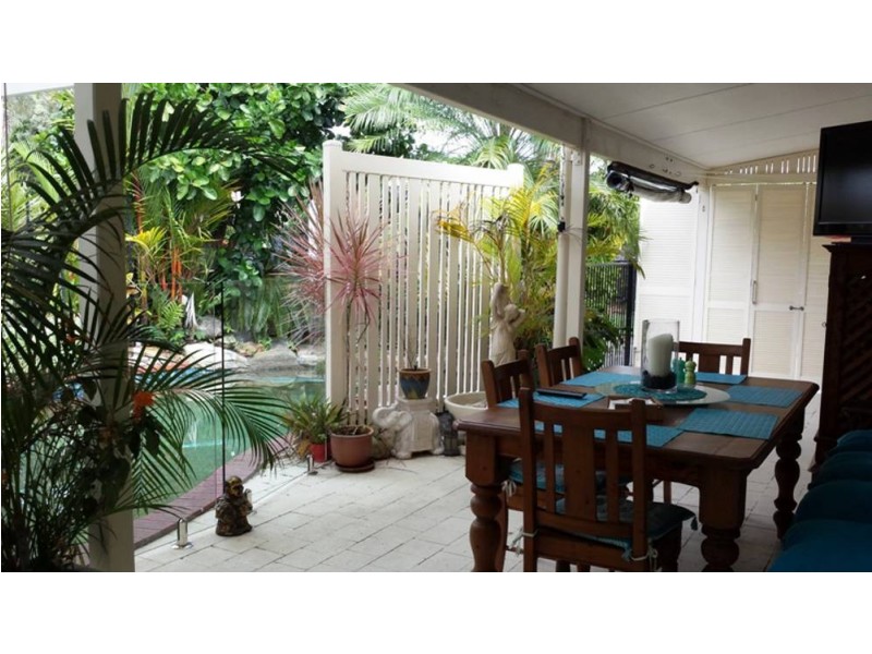 7 Caribbean Street, Holloways Beach QLD 4878