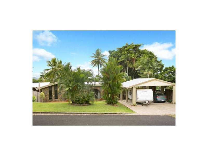 13-15 Megan Street, Freshwater QLD 4870