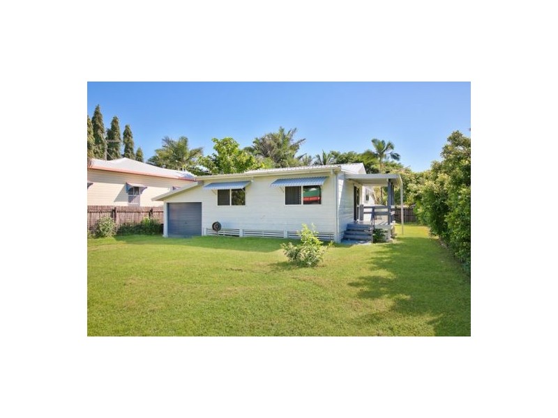 76 Reservoir Road, Manoora QLD 4870