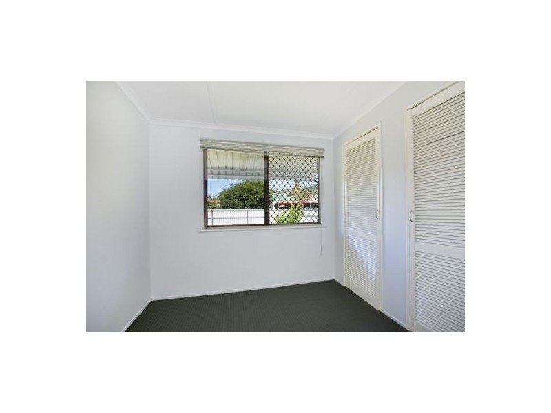76 Reservoir Road, Manoora QLD 4870